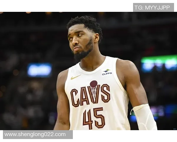 骑士勇士2017总决赛第五场精彩回顾与关键时刻分析